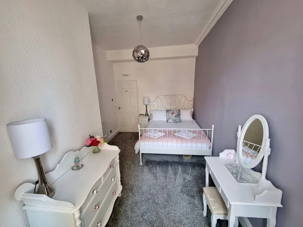 Rose Apartment 2-bed Apt Town Centre Ayr