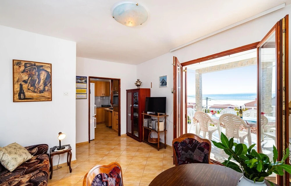 Awesome Home in Maslenica With Wifi and 3 Bedrooms