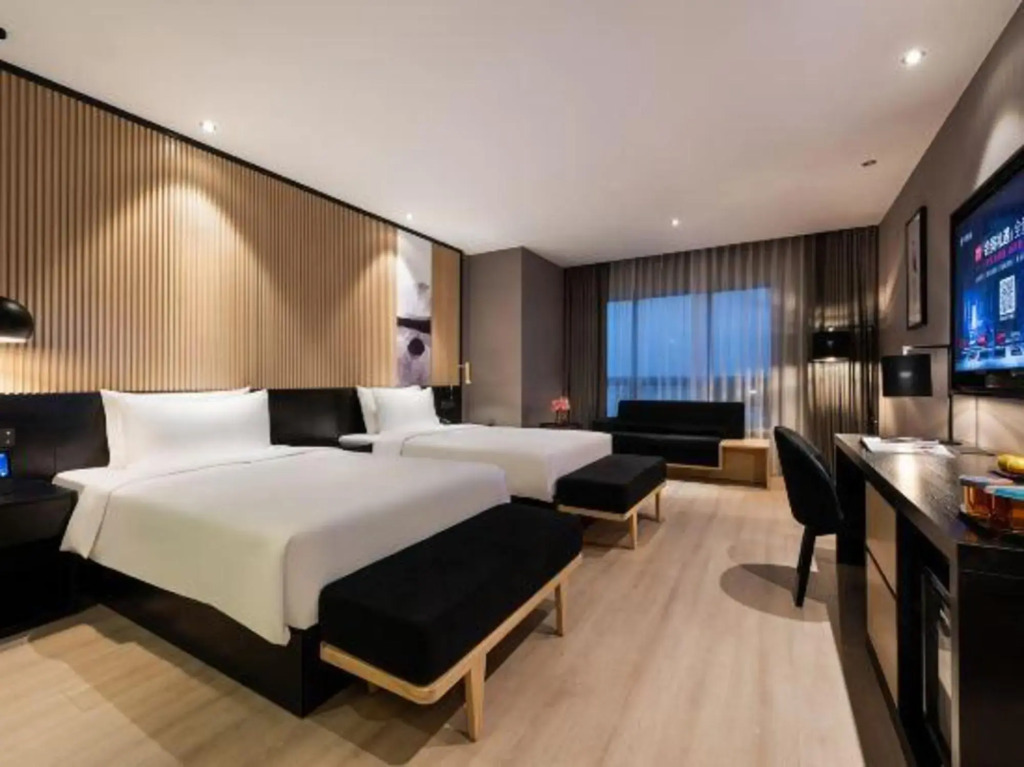 Orange Hotel (Nanjing Sand Boat Future Network Town Store)
