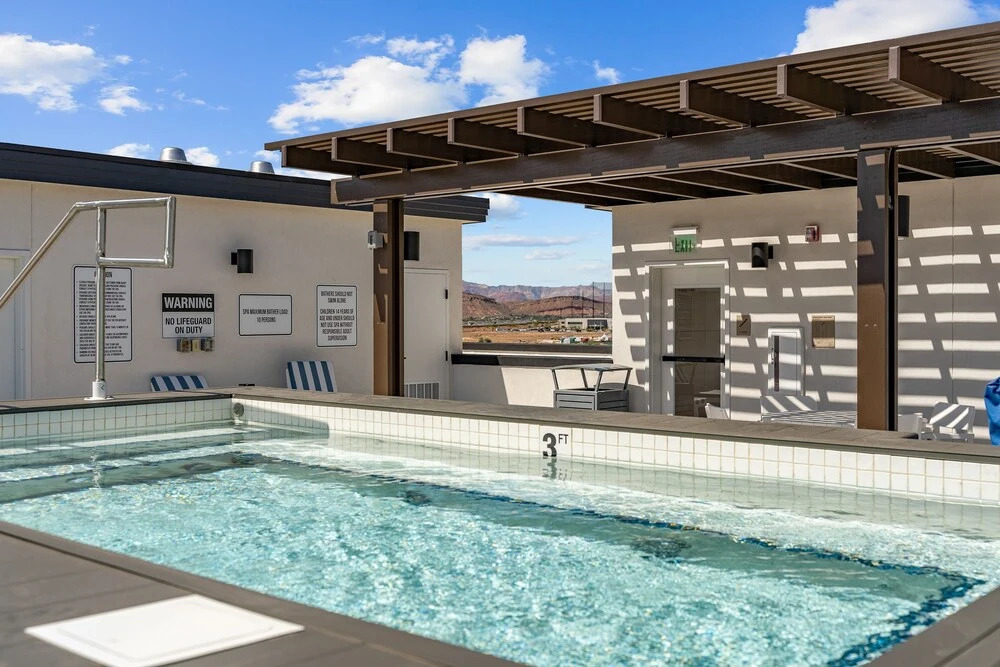 Here Comes The Sun 3 Bedroom Condo