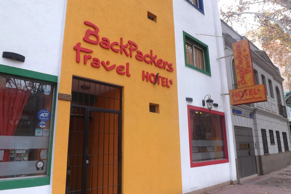Backpackers Travel Hotel