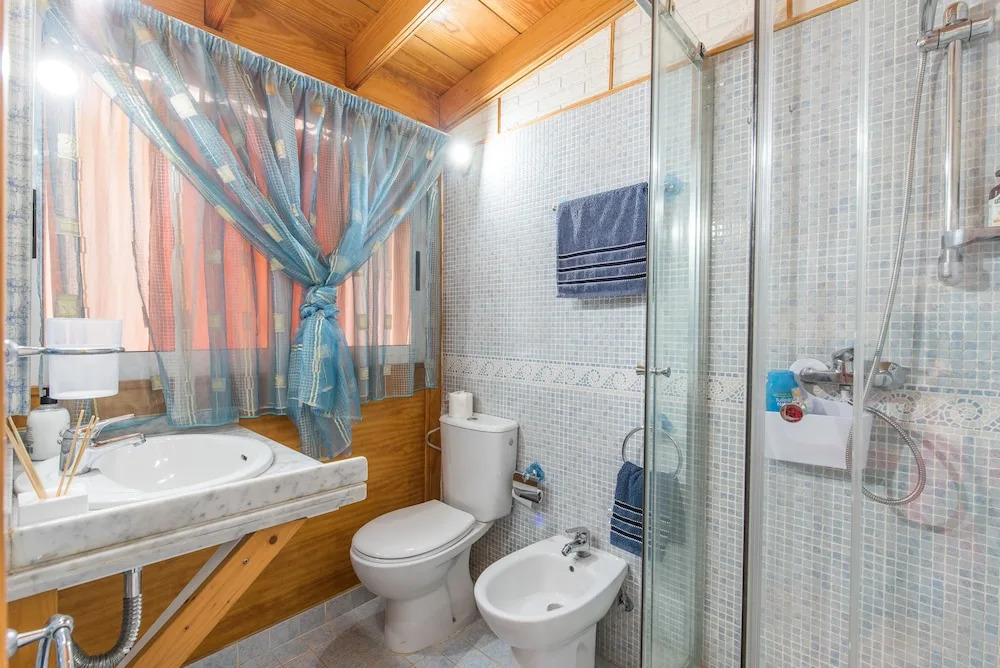 1b. Wonderful Apartment with Sea View in Playa De Las Vistas