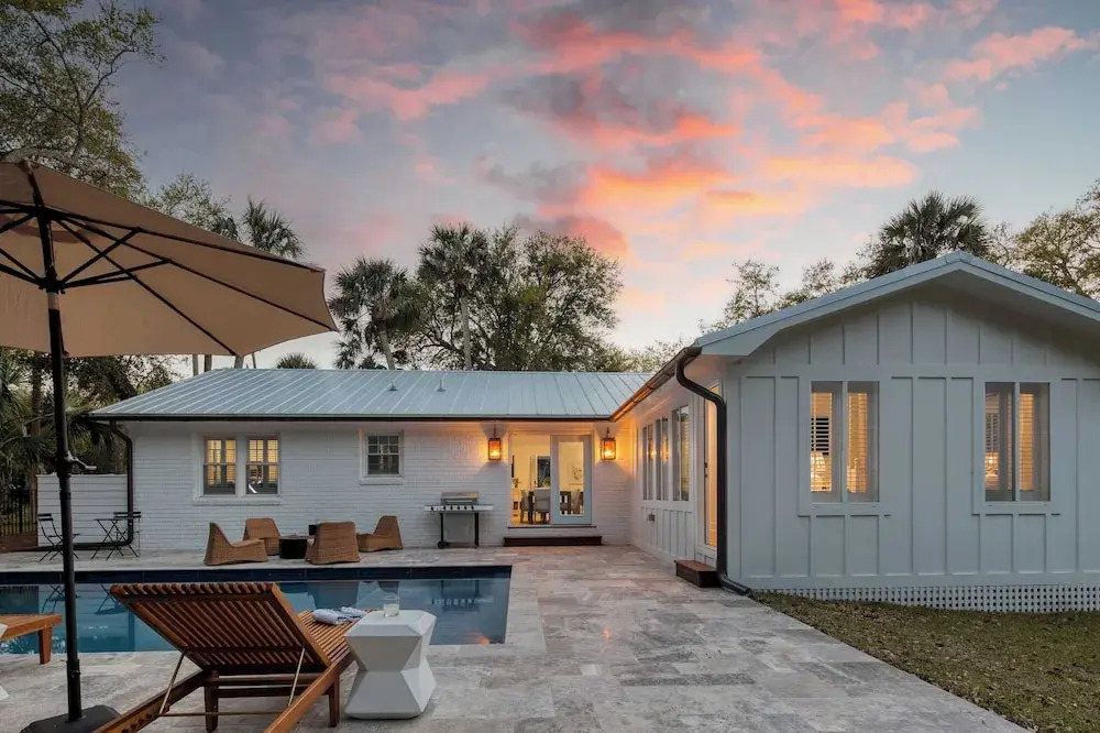 Sawyer by Avantstay Stunning Isle Of Palms Home w/ Pool!