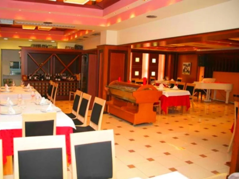White Dream Hotel