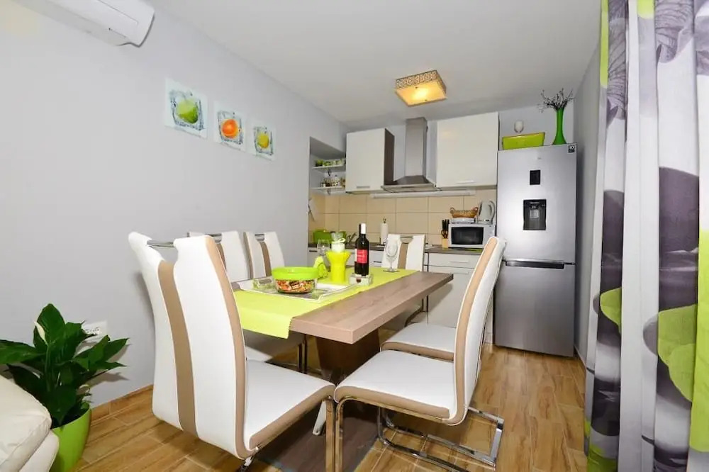 Holiday Home Belmondo