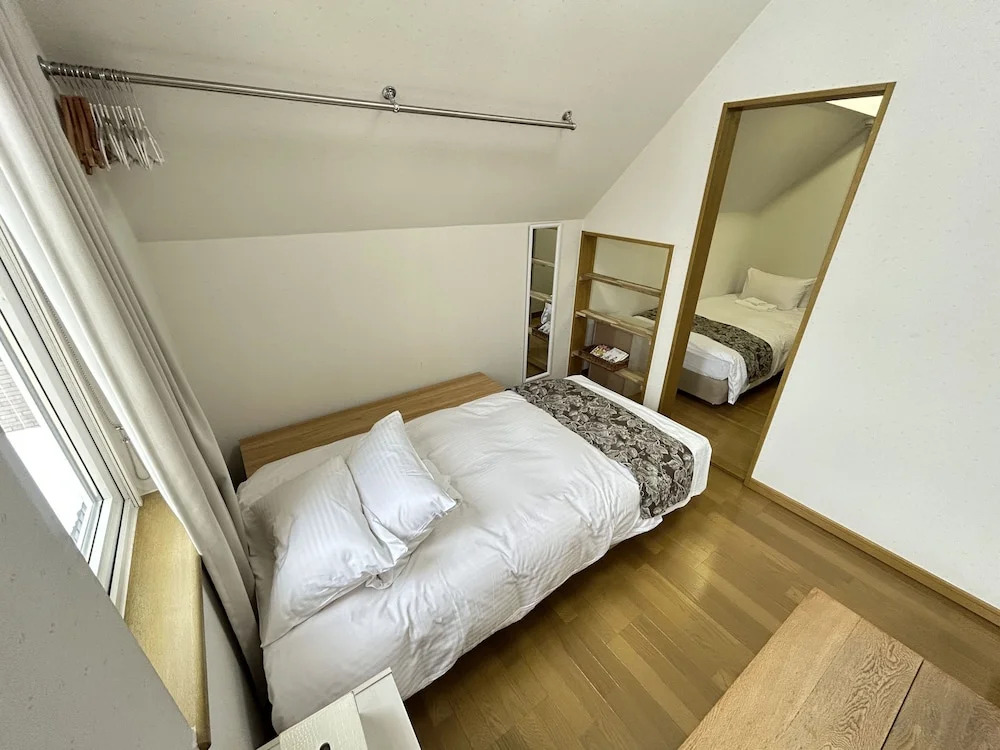 Miyuki Townhouse