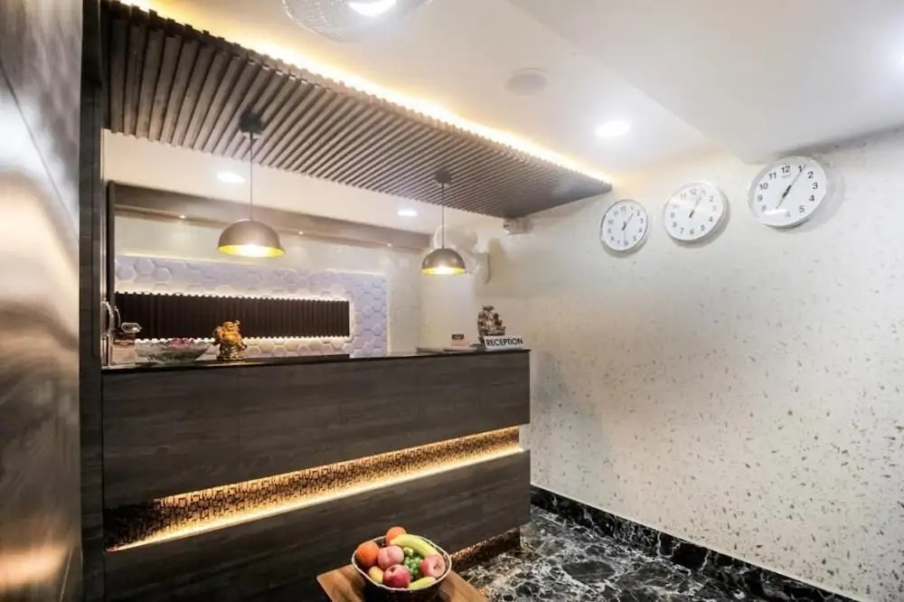 Hotel Grand Palace