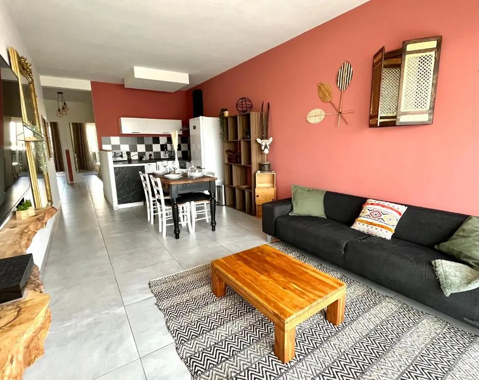 2 Bedrooms - Sea View Apartment