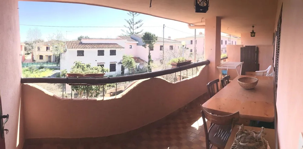 Rose Apartment III