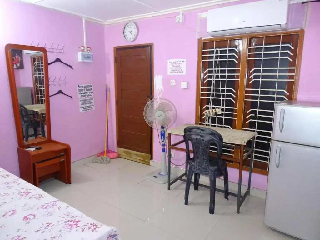 Manjula Luxury AC Apartments