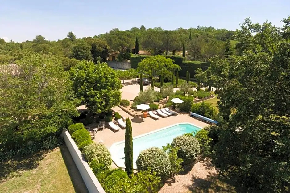 Les Beaumettes, villa provençale à deux pas de Gordes