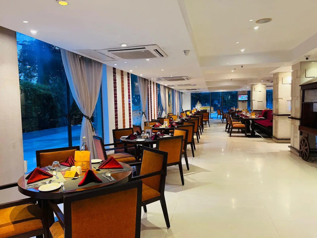 Pride Plaza Hotel, Ahmedabad
