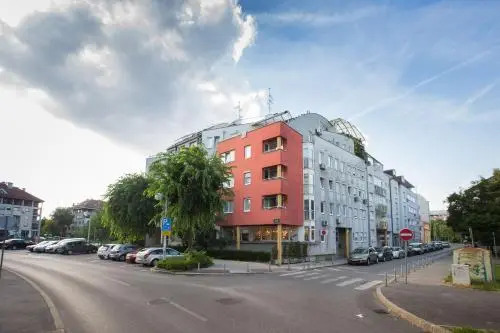 Penthouse apartment with private parking