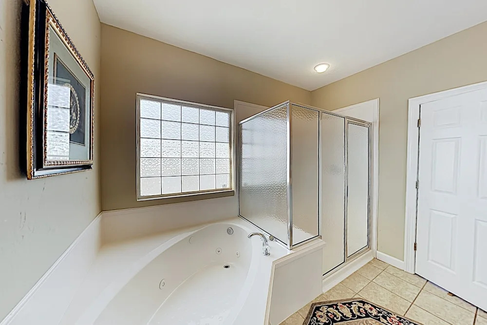 New Listing! Points Of View , Steps To Beach 6 Bedroom Home
