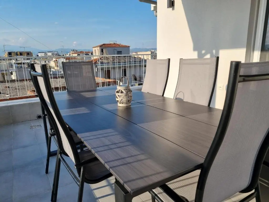 Larisa Hospitality I - Roof Top apartment