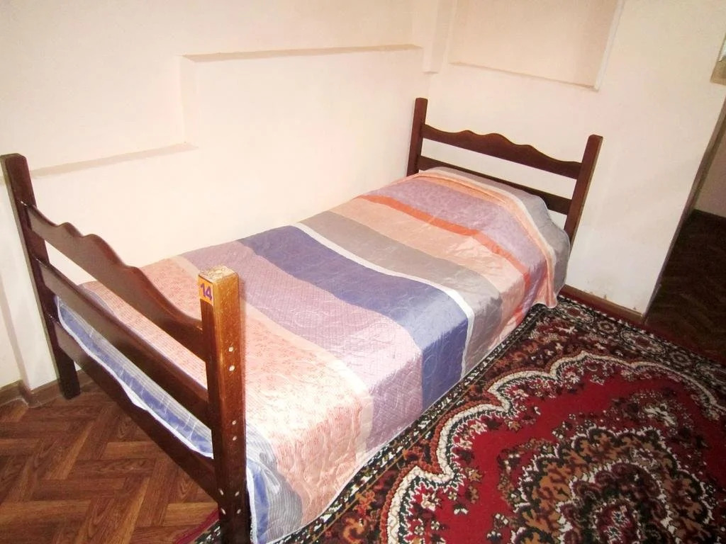 Republic Square Hostel and Tours