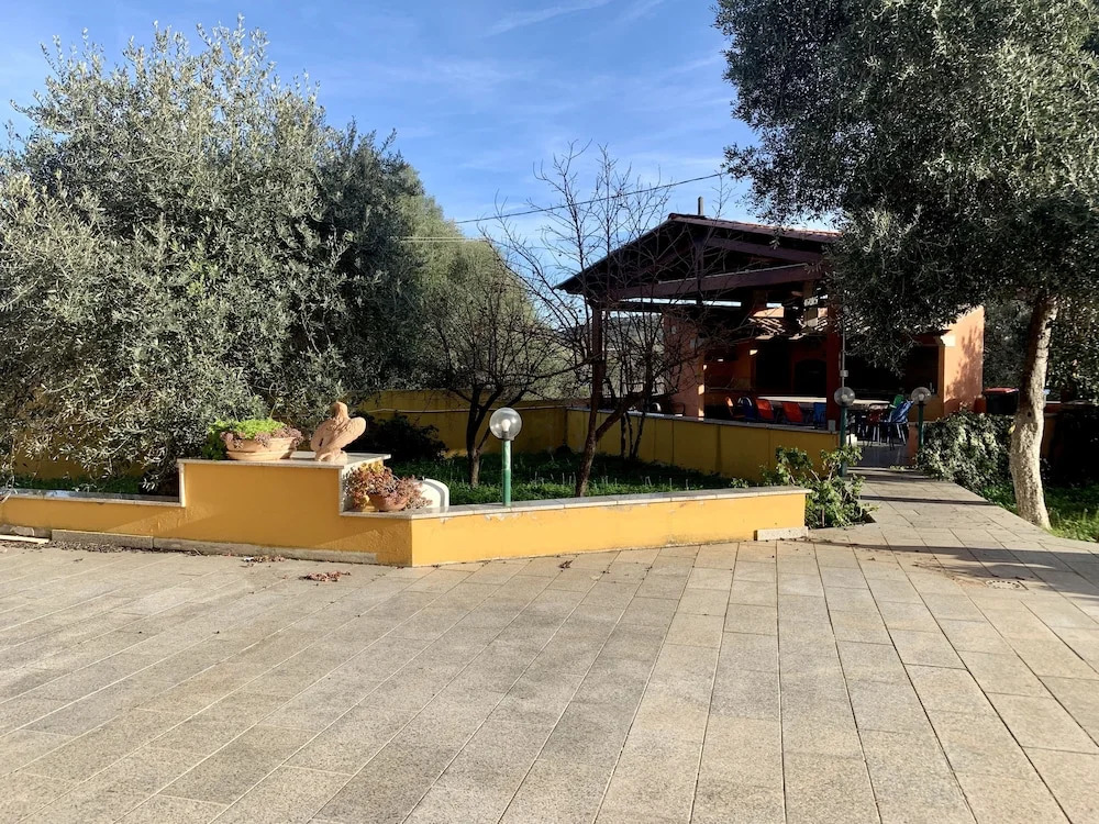Residence Giallo San Teodoro