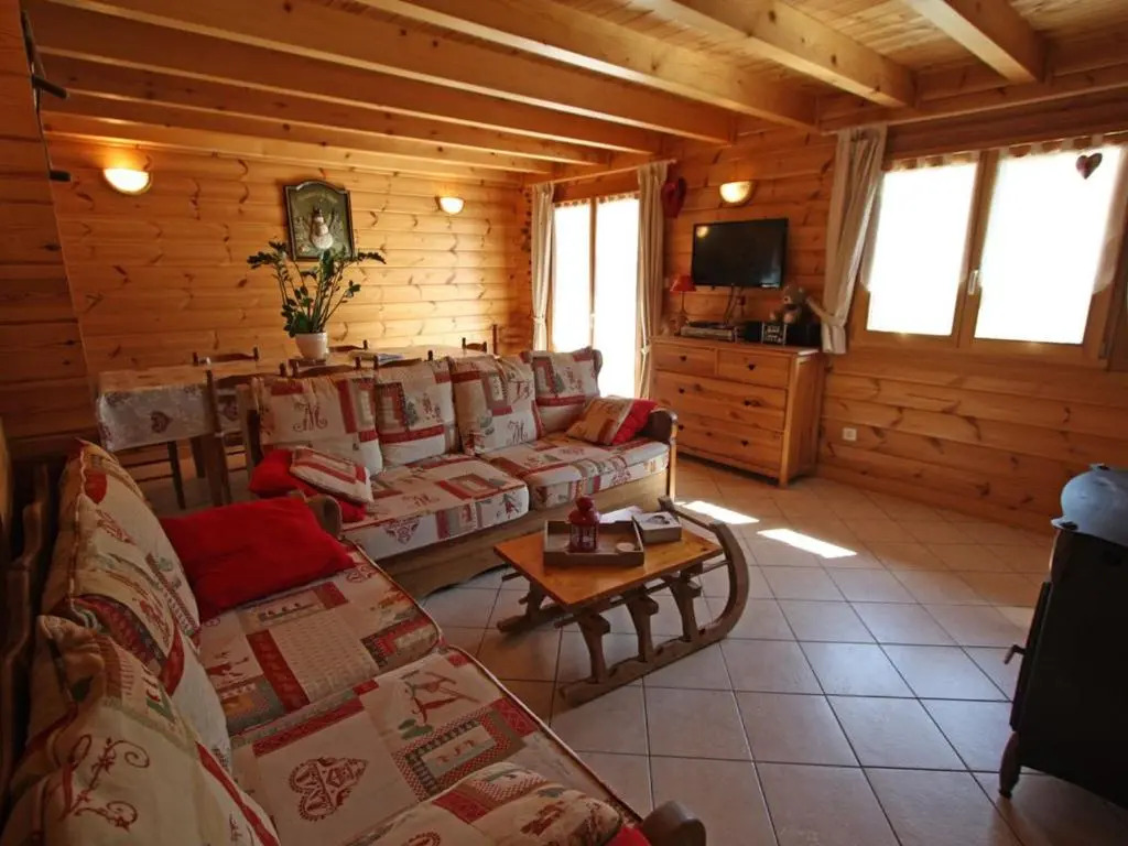 Chalet chaleureux avec sauna, terrain, terrasse et babyfoot à Saint-Nabord - FR-1-589-255