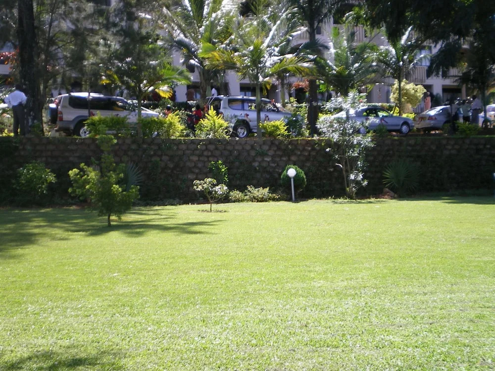 Tropic Inn Hotel