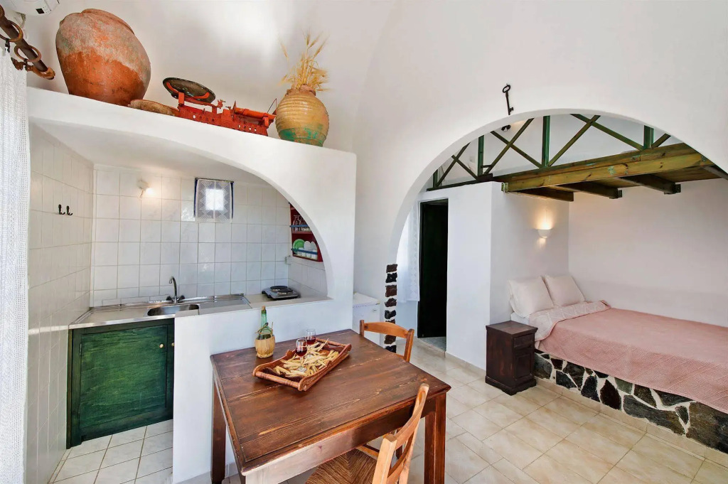 Villa Pezoula