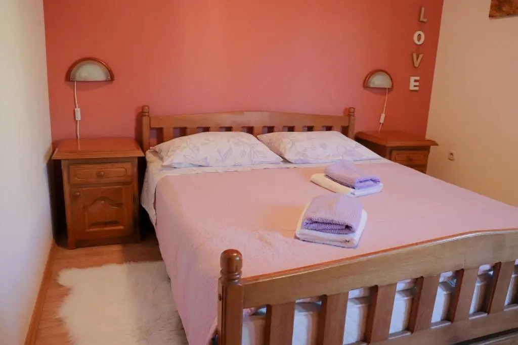 APARTMENT ANNA 350m FROM THE BEACH
