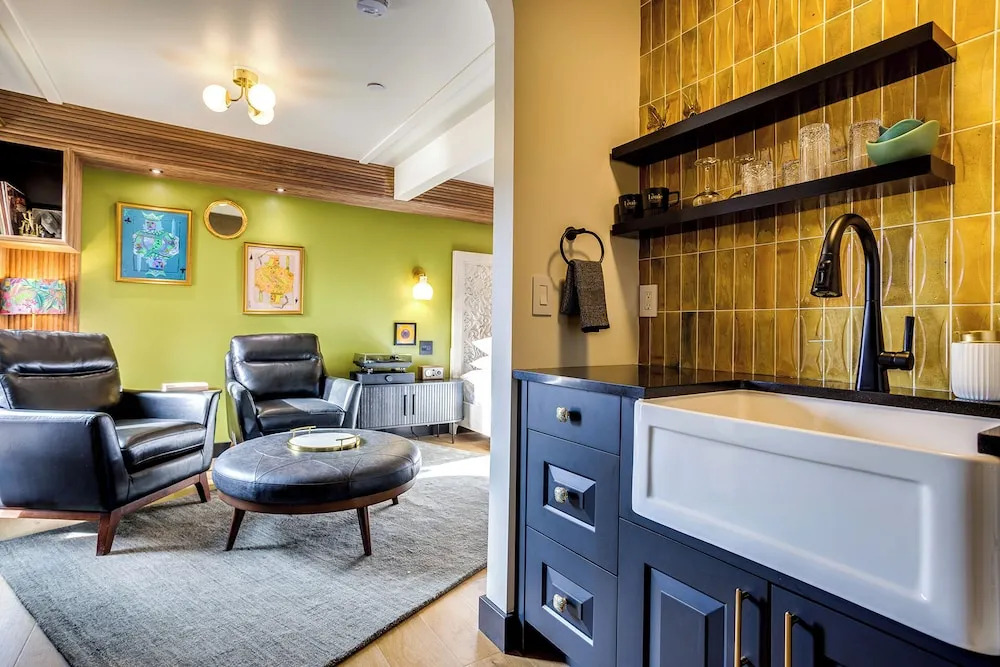The Louie Boutique Motel