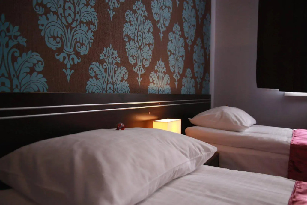 IRIS Aparthotel
