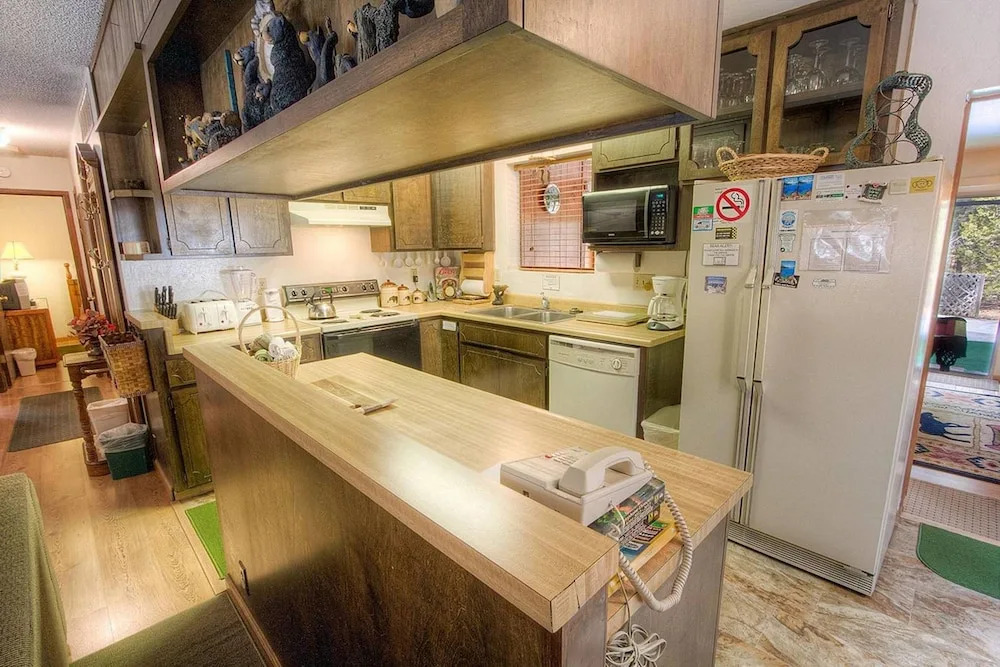 Bambis Bunkhouse