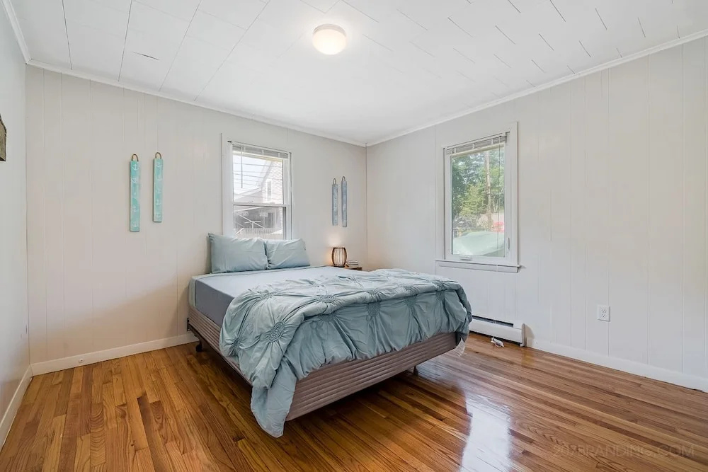 Cozy Beach Cottage