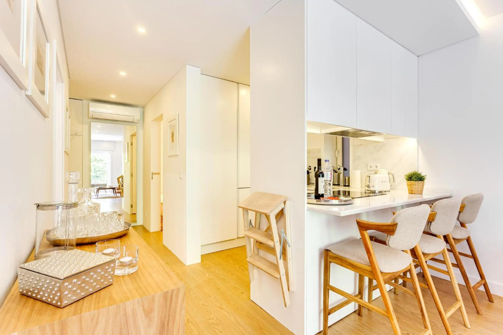 Almada Downtown Apartment by DAHOME