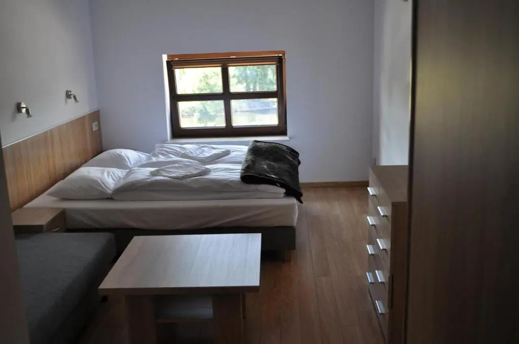 OperaHostel