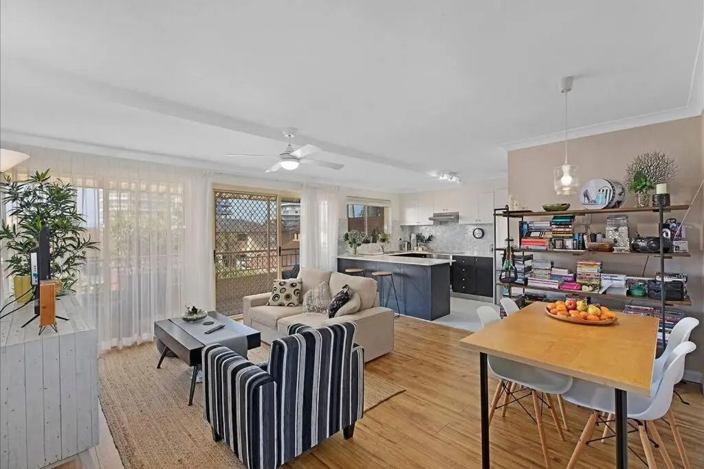 Spacious 2BR near The Entrance Beach - 7Min Walk!