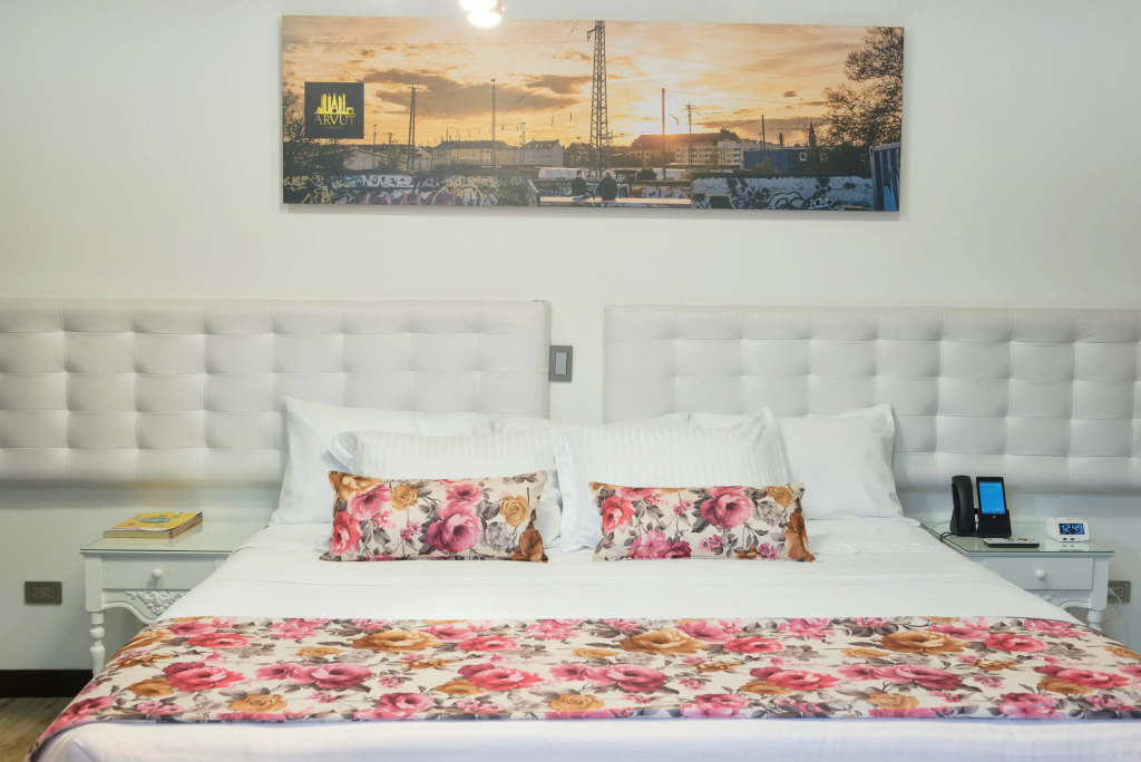 Hotel Arvut Collection