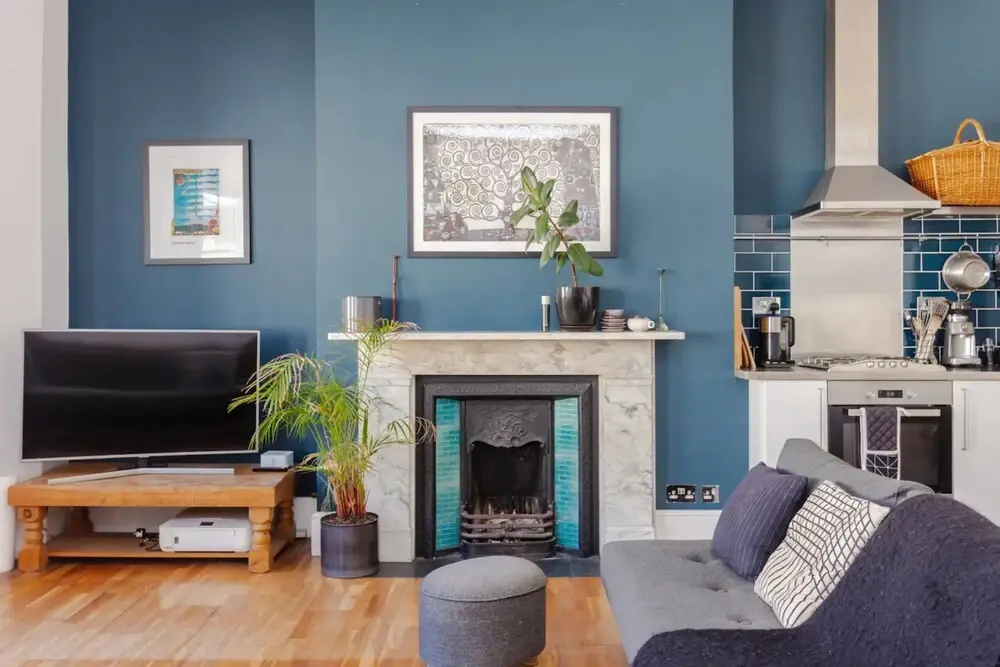 Spacious 1 Bedroom Apartment in Brighton Beside the Sea