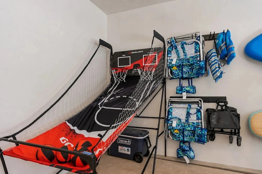 Vacation Mode 5 Bedroom Townhouse