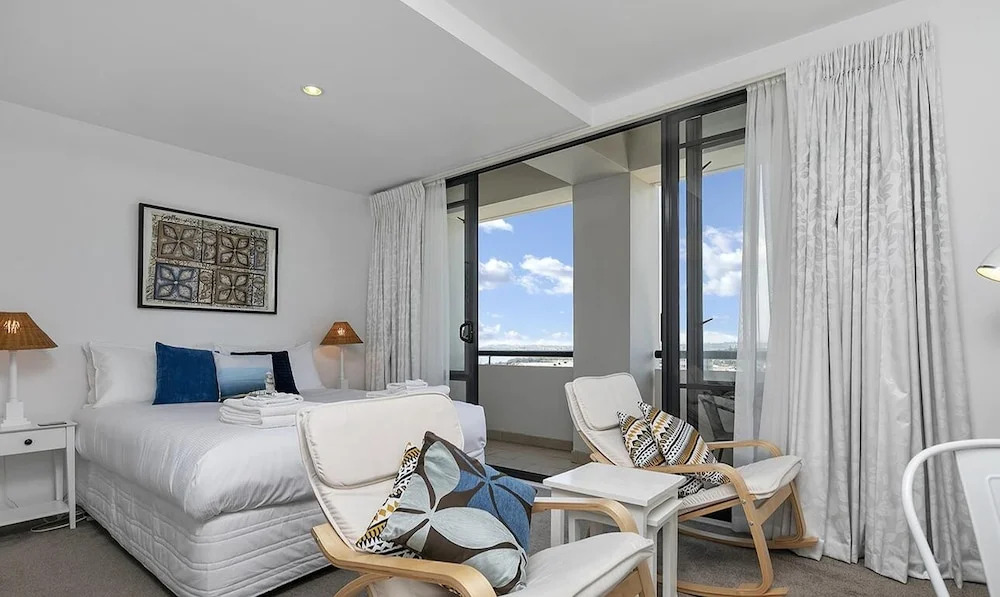 QV Stylish Studio in the City - 897