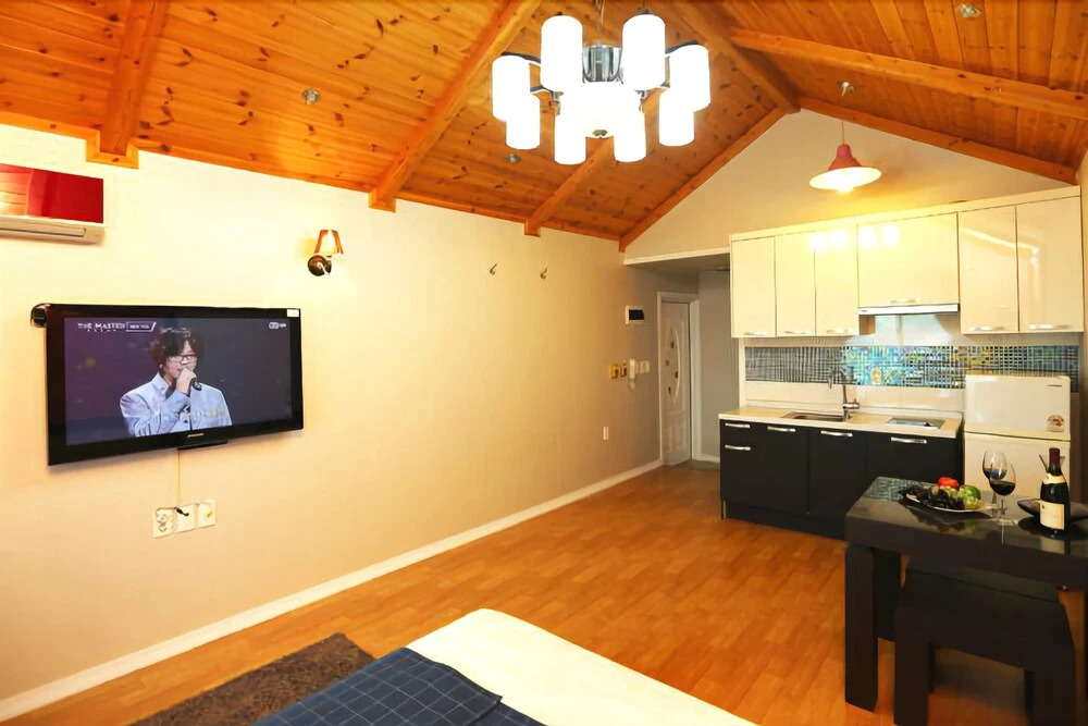 Geoje Olleh Pension