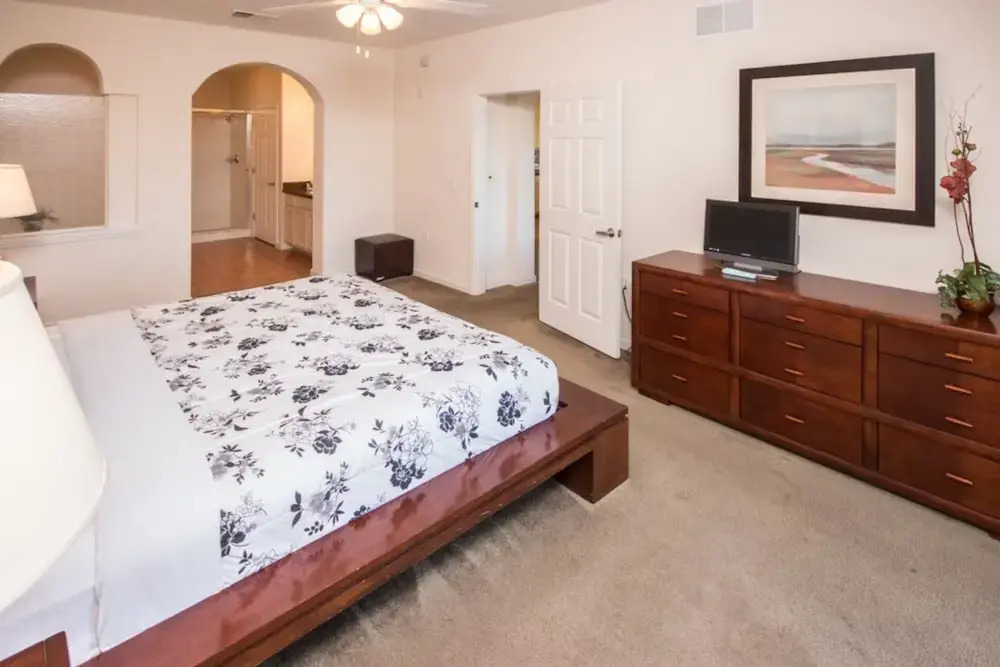Palisades Resort 14200 - 409