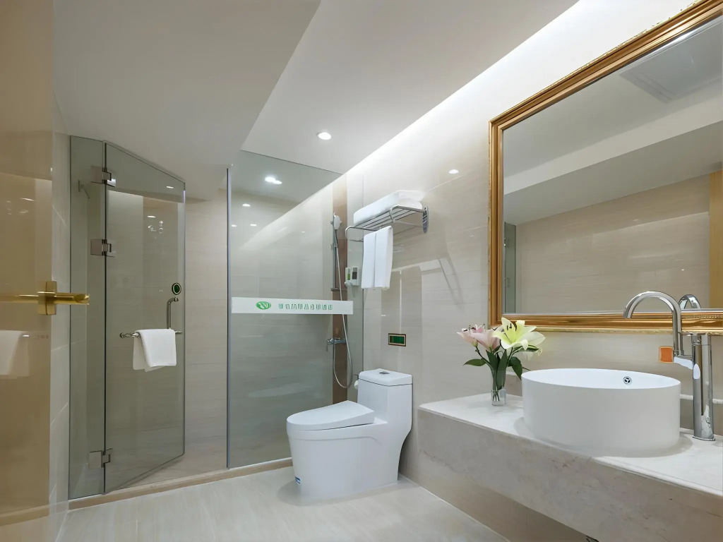 Vienna Hotel (Guangzhou railway station & Xiaobei subway station)