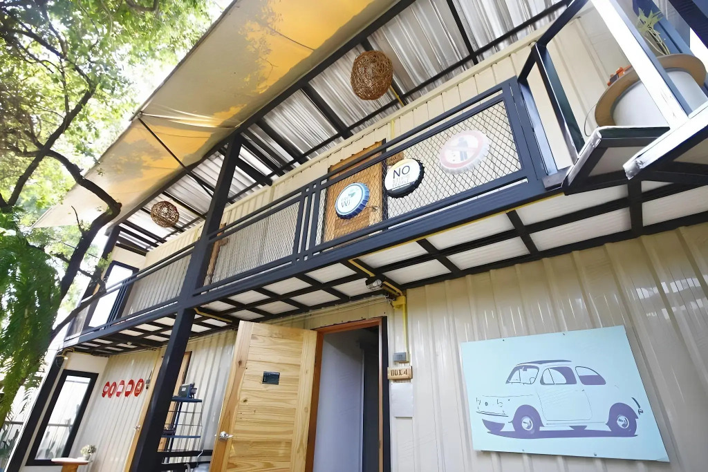 Sweet Box Bed and Breakfast