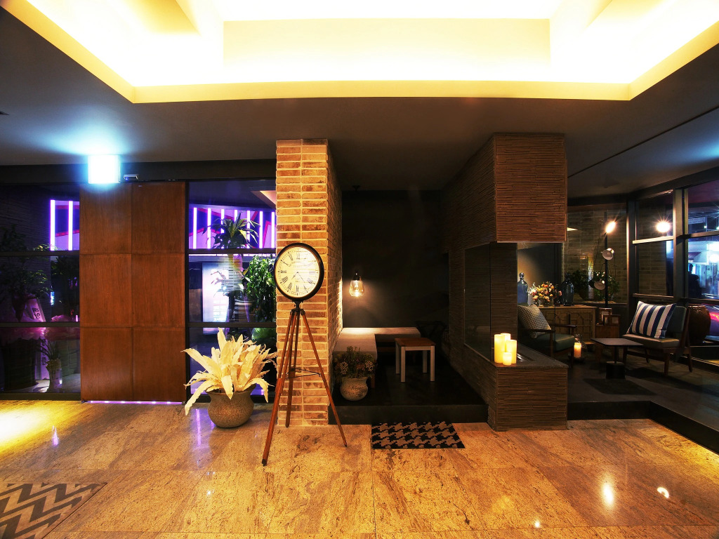 Hound Hotel Seomyeon-Beomcheon