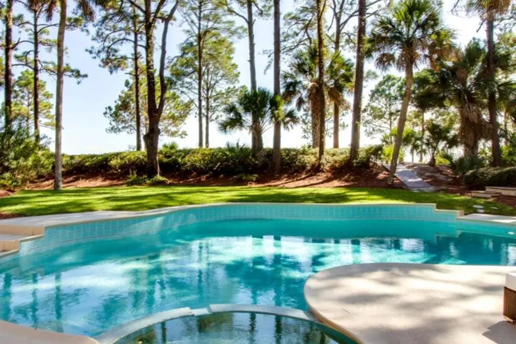 7 Black Duck - Top Notch Views & Amenities in a Private Oceanfront Oasis