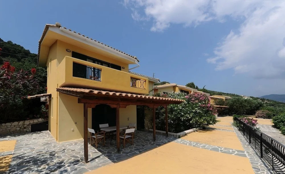 Villa Flisvos
