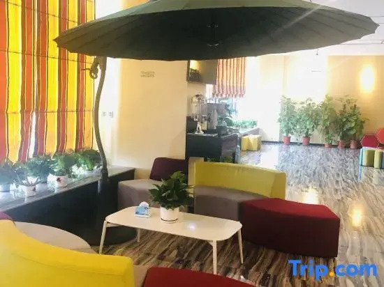 Wells Hotel (Foshan Yongrun Plaza Store)