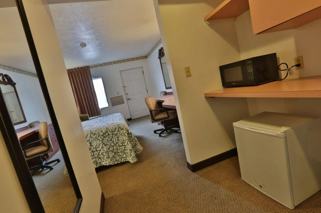 Nittany Budget Motel