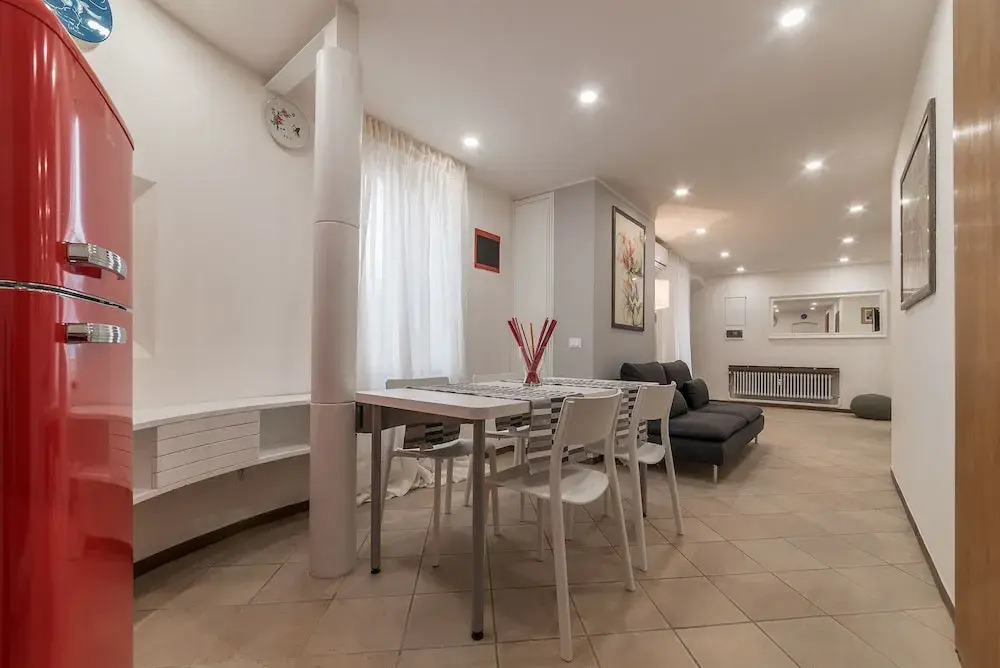 Montecitorio Lovely Apartment