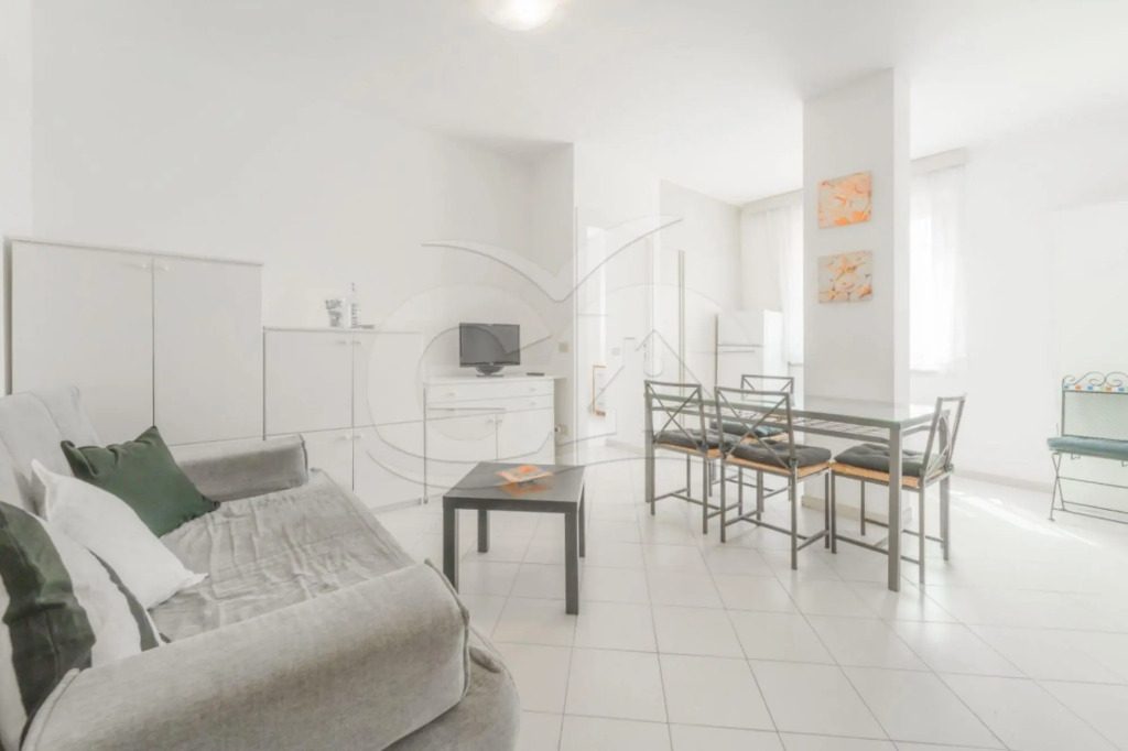 La Fontana in an enviable position on the seafront of Marina di Campo, sea and services close at han-LA FONTANA
