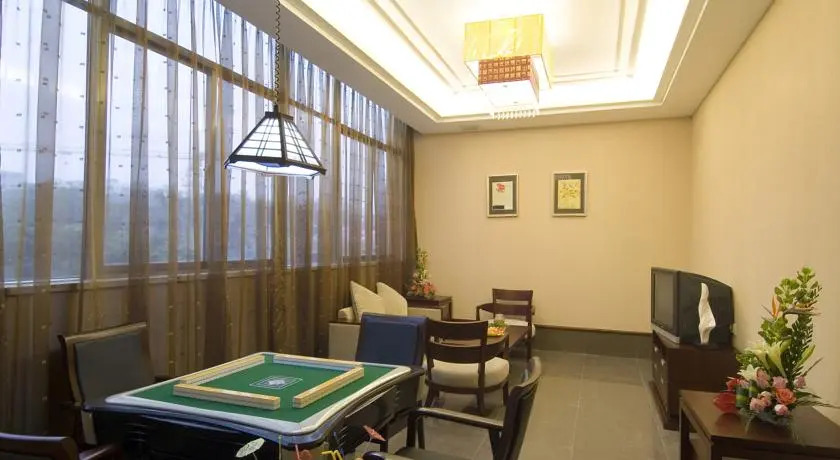 Hainan Wanlilong Business Hotel