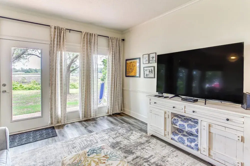 Walk to Marina: Pet-friendly Little River Home!
