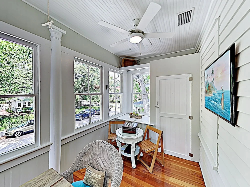 New Listing! Downtown Hideaway Near Vilano Beach 2 Bedroom Duplex